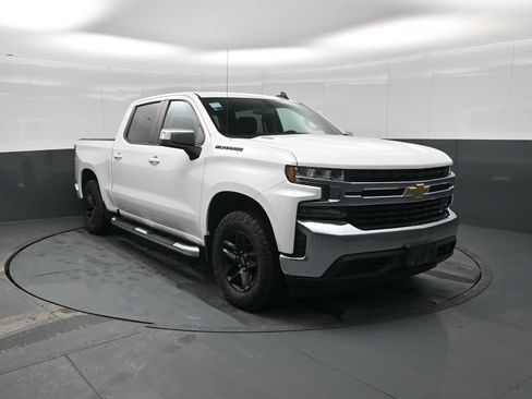 Used 2021 Chevrolet Silverado 1500 LT w/ Bed Protection Package image 2