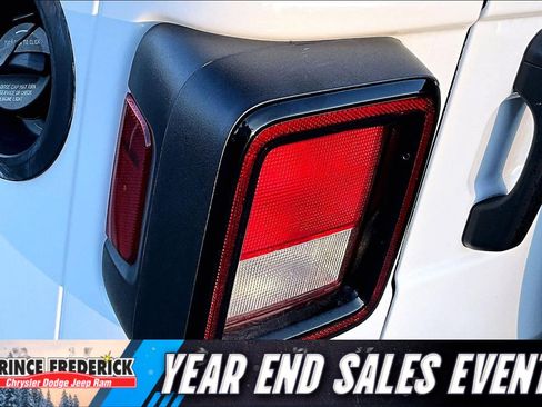 Used 2025 Jeep Wrangler Sport S image 24