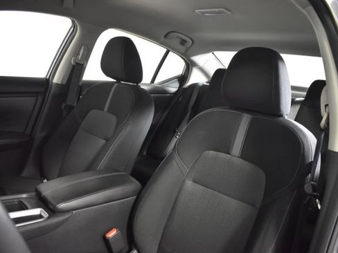 Used 2023 Nissan Sentra SV w/ All-Weather Package FWD image 10