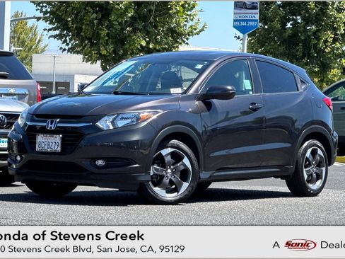 Used 2018 Honda HR-V EX image 1