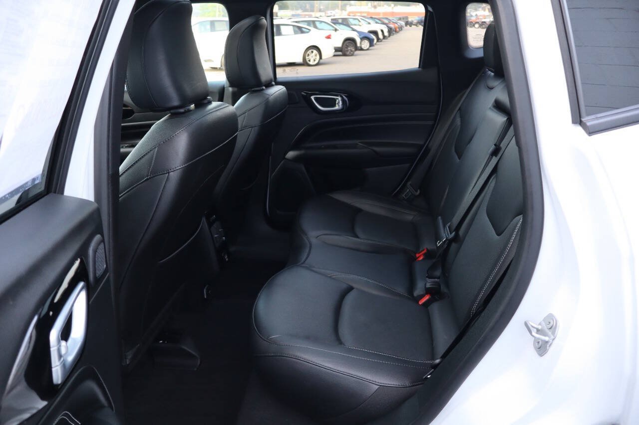 Used 2023 Jeep Compass High Altitude AWD/4WD image 5