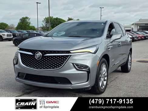 Used 2023 Buick Enclave Avenir w/ Avenir Technology Package AWD/4WD image 3