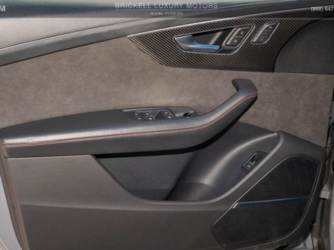 Used 2022 Audi RS Q8 4.0T w/ Black Optic Package image 17