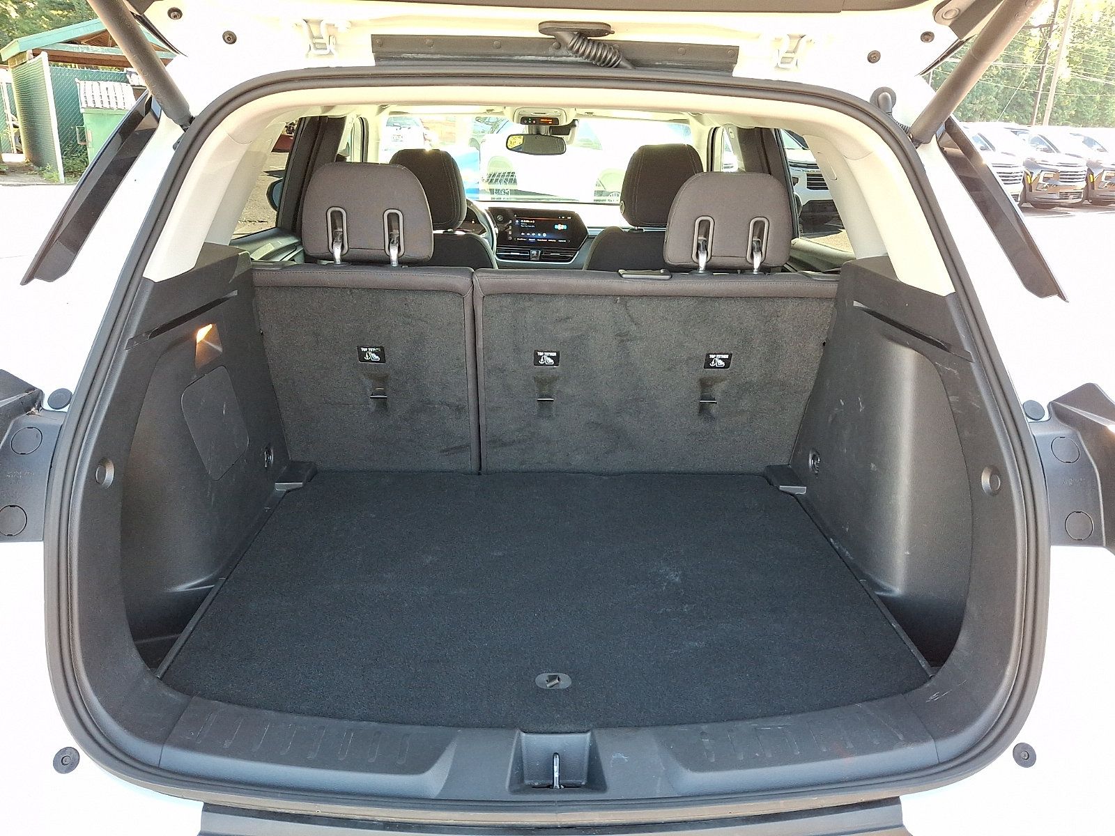 Used 2024 Chevrolet TrailBlazer LT w/ Convenience Package FWD image 27