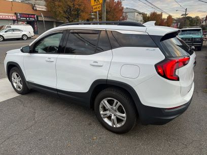 Used 2019 GMC Terrain SLE w/ Driver Convenience Package