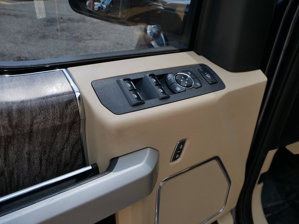 Certified 2019 Ford F250 Lariat RWD image 19