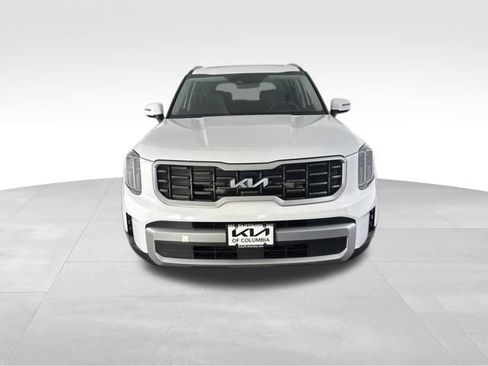 Certified 2025 Kia Telluride S FWD image 3