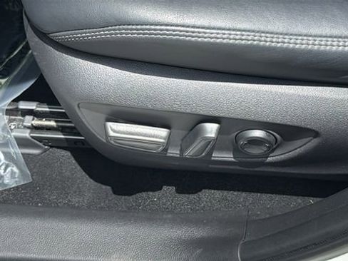 Certified 2021 Toyota RAV4 XLE Premium AWD/4WD image 20