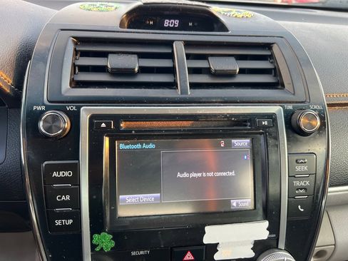 Used 2014 Toyota Camry FWD image 28