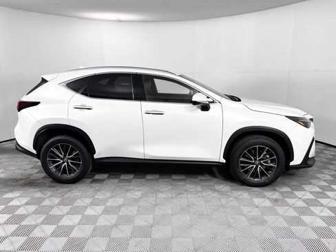 Used 2022 Lexus NX 350 AWD w/ Premium Package image 8