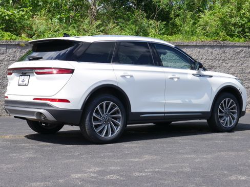 Used 2023 Lincoln Corsair Reserve AWD/4WD image 7