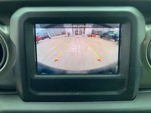 Used 2021 Jeep Wrangler Unlimited Sport image 21