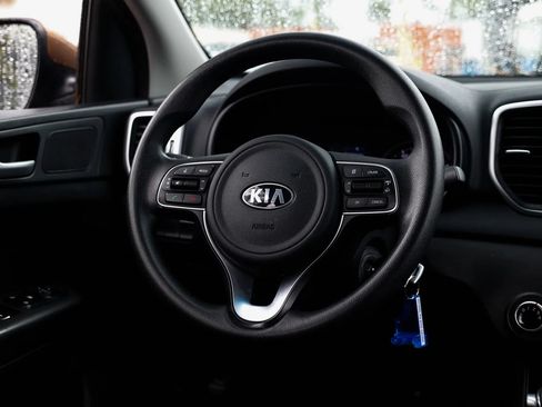 Used 2018 Kia Sportage LX AWD/4WD image 26