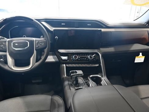 New 2026 GMC Sierra 1500 Denali AWD/4WD image 18