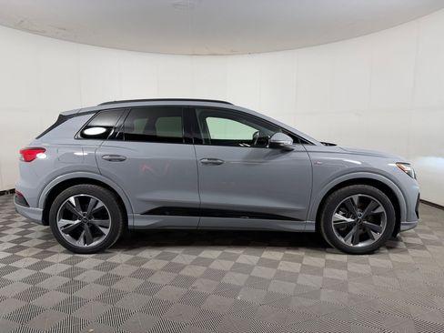 Used 2024 Audi Q4 e-tron Premium w/ Convenience Package image 8