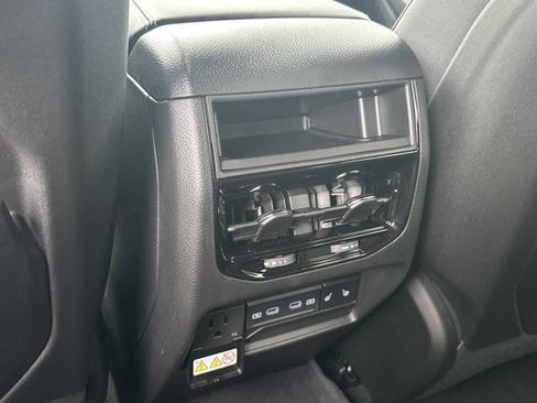 New 2026 Jeep Grand Cherokee Limited AWD/4WD image 21