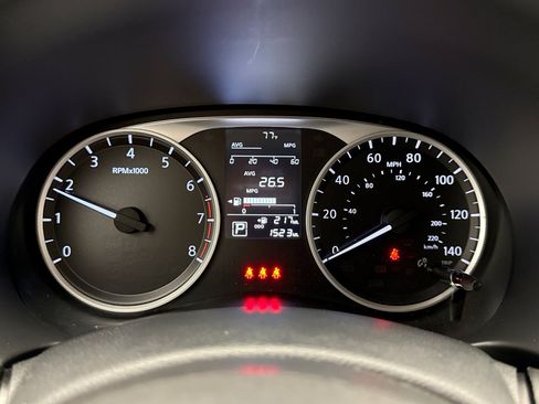 Used 2025 Nissan Kicks Play S FWD image 12
