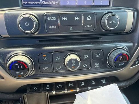 Used 2018 GMC Sierra 2500 Denali w/ Duramax Plus Package AWD/4WD image 31