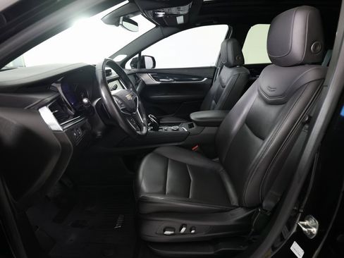 Used 2024 Cadillac XT5 Premium Luxury w/ LPO, Floor Liner Package image 15