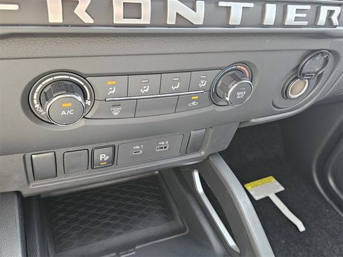 New 2026 Nissan Frontier SV image 21