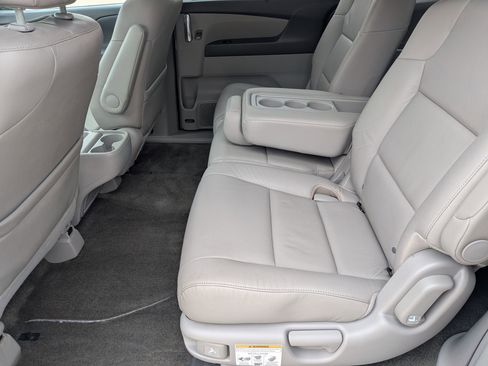 Used 2014 Honda Odyssey EX-L image 24