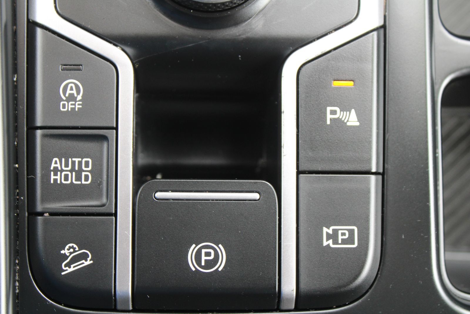 Certified 2025 Kia Sorento S FWD image 36