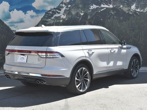 Used 2020 Lincoln Aviator Reserve w/ Equipment Group 202A AWD/4WD image 3