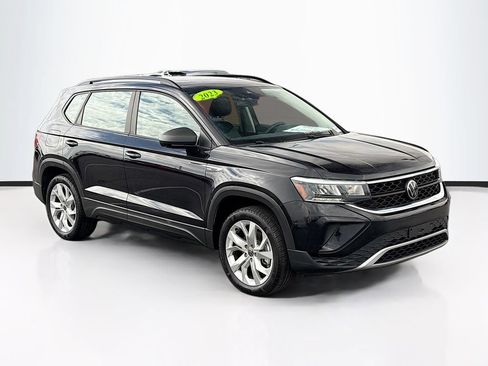 Used 2023 Volkswagen Taos S AWD/4WD image 3