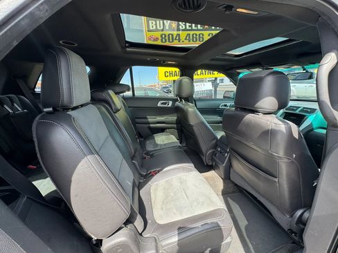 Used 2015 Ford Explorer XLT w/ Equipment Group 202A image 21