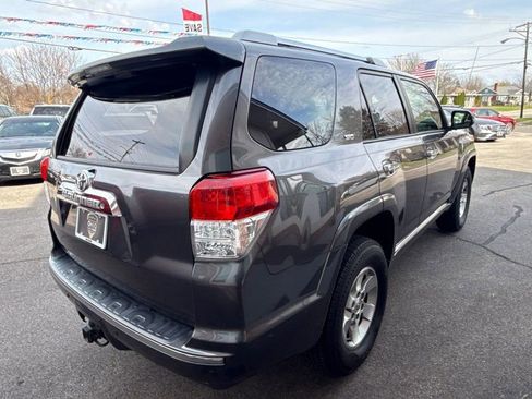 Used 2013 Toyota 4Runner SR5 w/ Premium Pkg image 5
