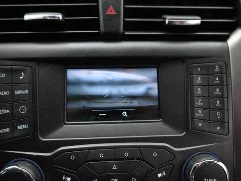 Certified 2017 Ford Fusion SE FWD image 18
