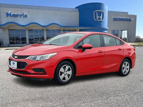 Used 2016 Chevrolet Cruze LS image 2