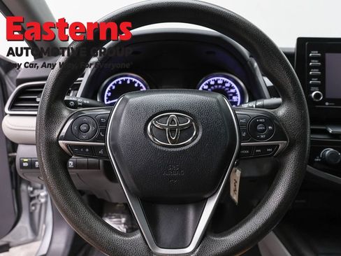 Used 2021 Toyota Camry LE FWD image 10