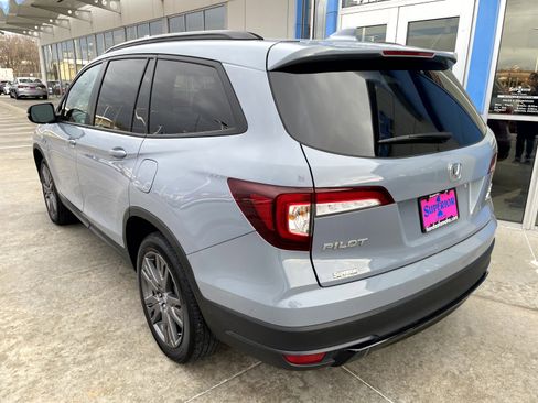 Certified 2022 Honda Pilot Sport image 2
