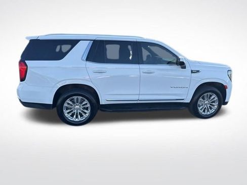 Used 2023 GMC Yukon SLT image 6