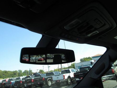 Used 2019 GMC Sierra 1500 SLT w/ SLT Premium Package image 32