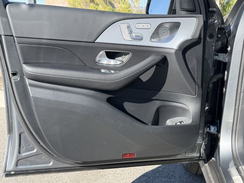 New 2026 Mercedes-Benz GLS 450 4MATIC image 16