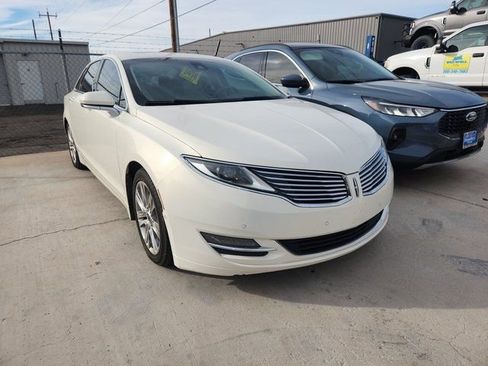 Used 2013 Lincoln MKZ Reserve image 3