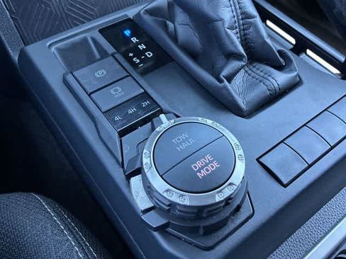 Used 2025 Toyota 4Runner SR5 image 40