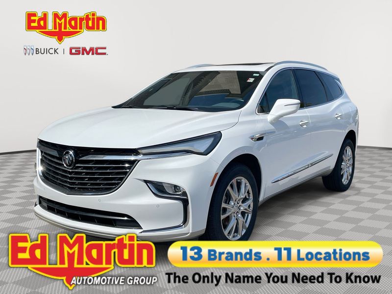 Used 2023 Buick Enclave Essence w/ Experience Buick Package image 1