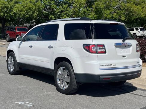 Used 2017 GMC Acadia Limited SLT AWD/4WD image 3