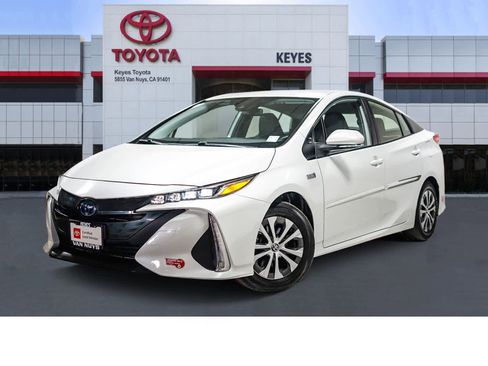 Certified 2022 Toyota Prius Prime XLE image 1