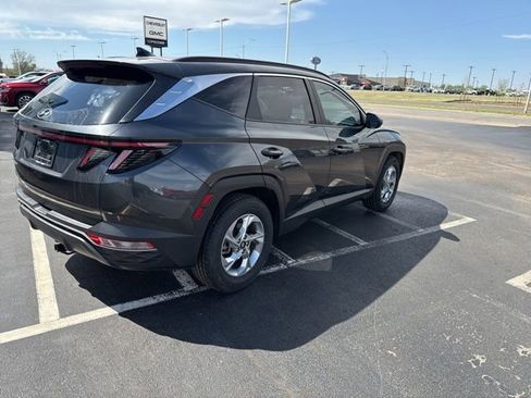 Used 2023 Hyundai Tucson SEL FWD image 6