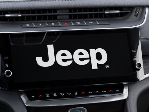New 2026 Jeep Grand Cherokee L Altitude AWD/4WD image 10