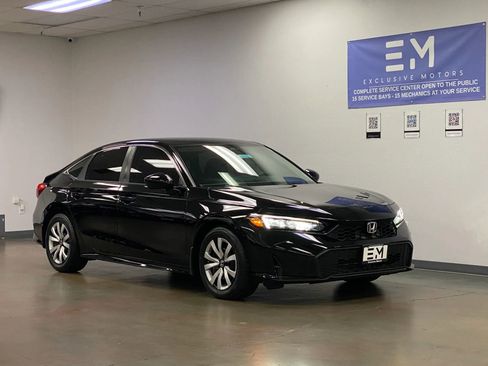 Used 2025 Honda Civic LX image 2