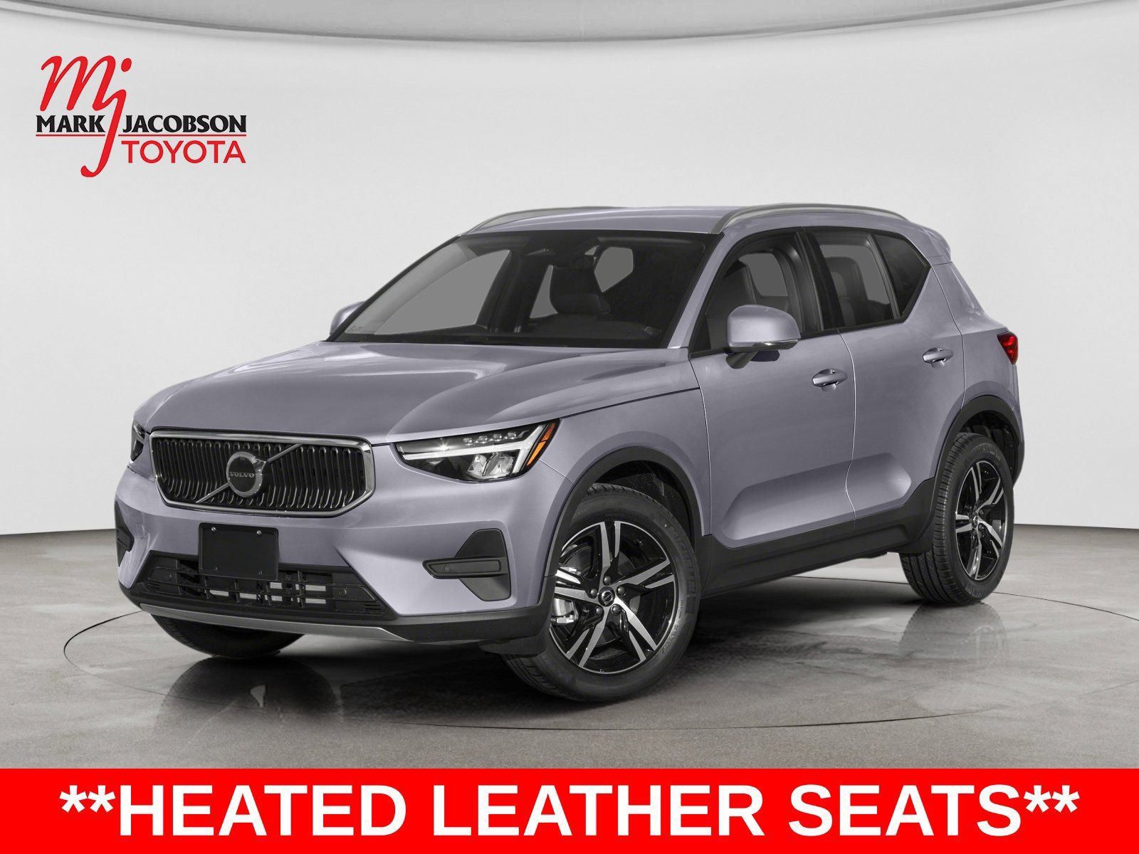 Used 2023 Volvo XC40 B5 Plus w/ Driver Assist Package AWD/4WD image 1