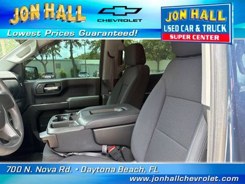 Used 2020 Chevrolet Silverado 1500 Custom Trail Boss w/ Custom Convenience Package AWD/4WD image 18