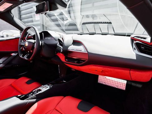 Used 2024 Ferrari SF90 Spider AWD/4WD image 44