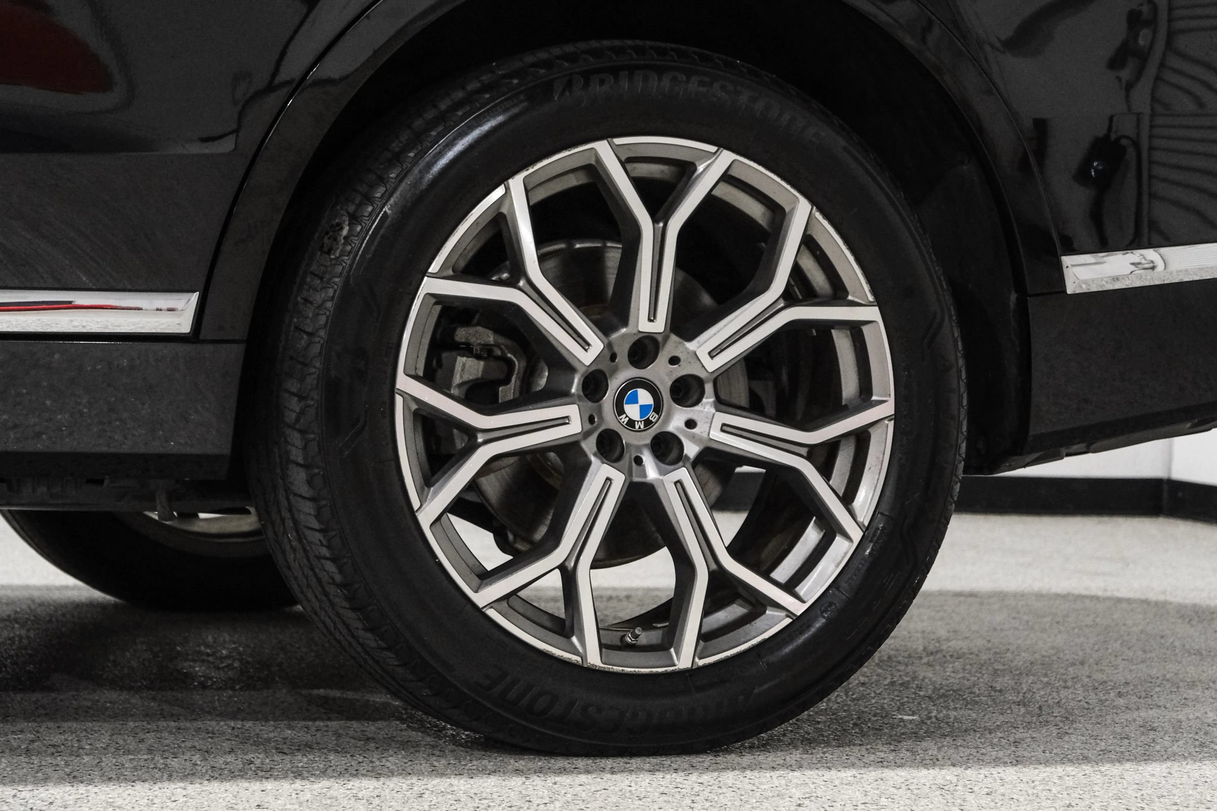 Used 2019 BMW X7 xDrive40i w/ Cold Weather Package AWD/4WD image 76