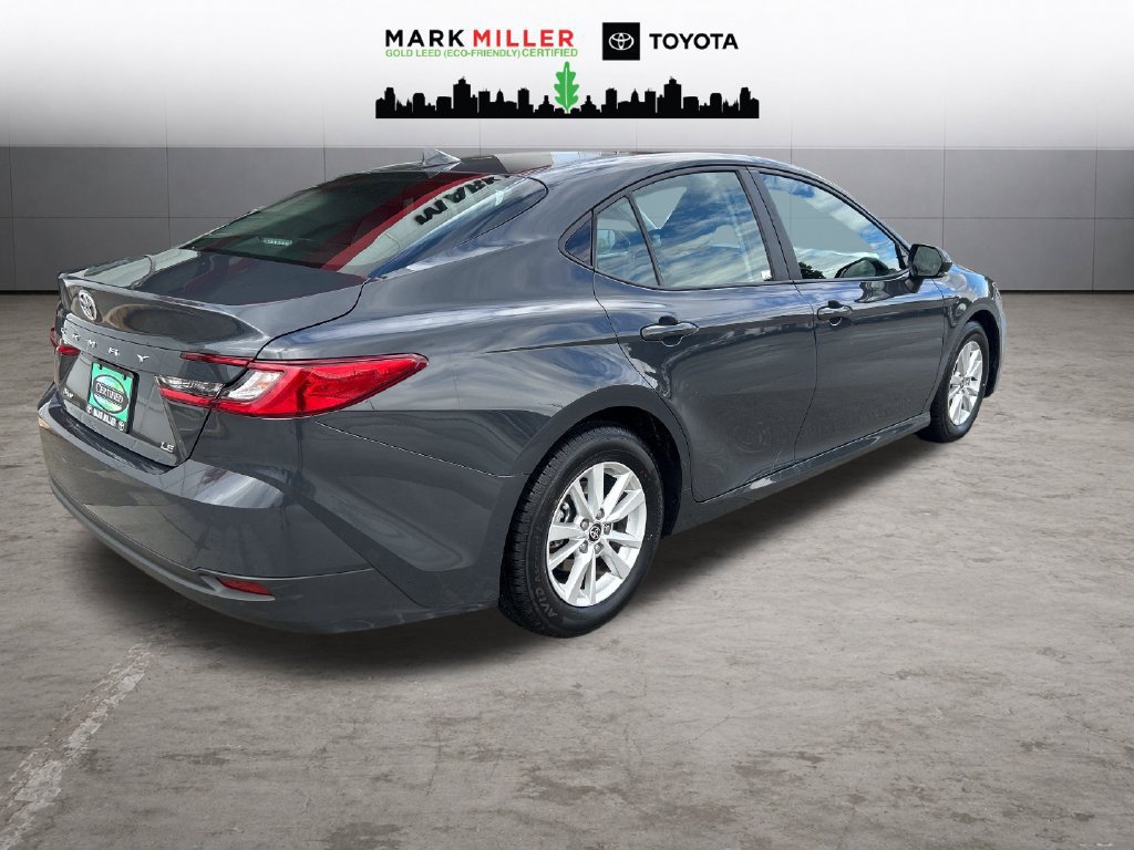 Certified 2025 Toyota Camry LE FWD image 5